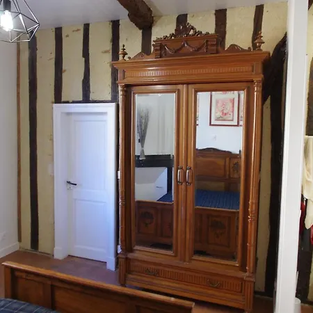 Апартаменты L'appartement De L'eveque, Face A La Cathedrale Lombez